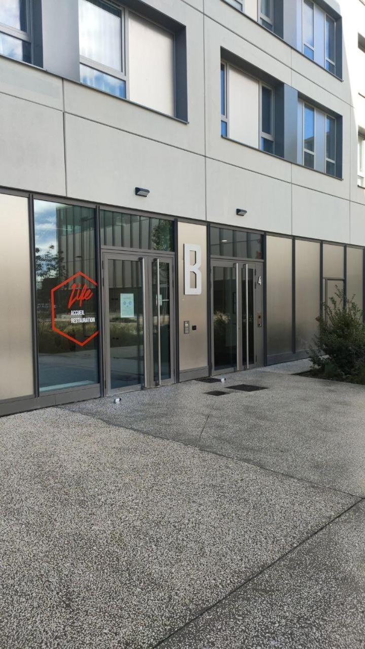 Ferienwohnung Le Tony Garnier Check In H24 Wifi Lyon Exterior foto