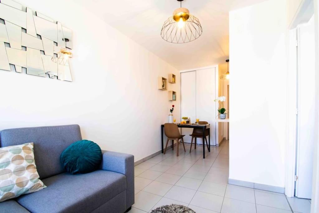 Ferienwohnung Le Tony Garnier Check In H24 Wifi Lyon Exterior foto